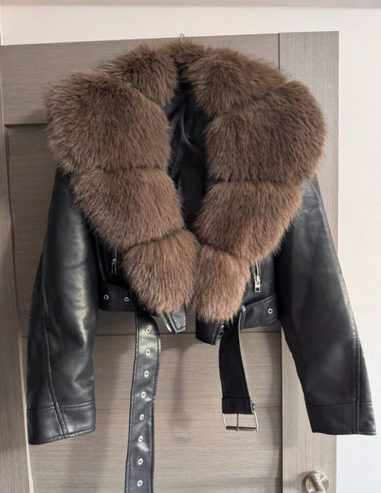 Vand geaca din piele cu blana naturala