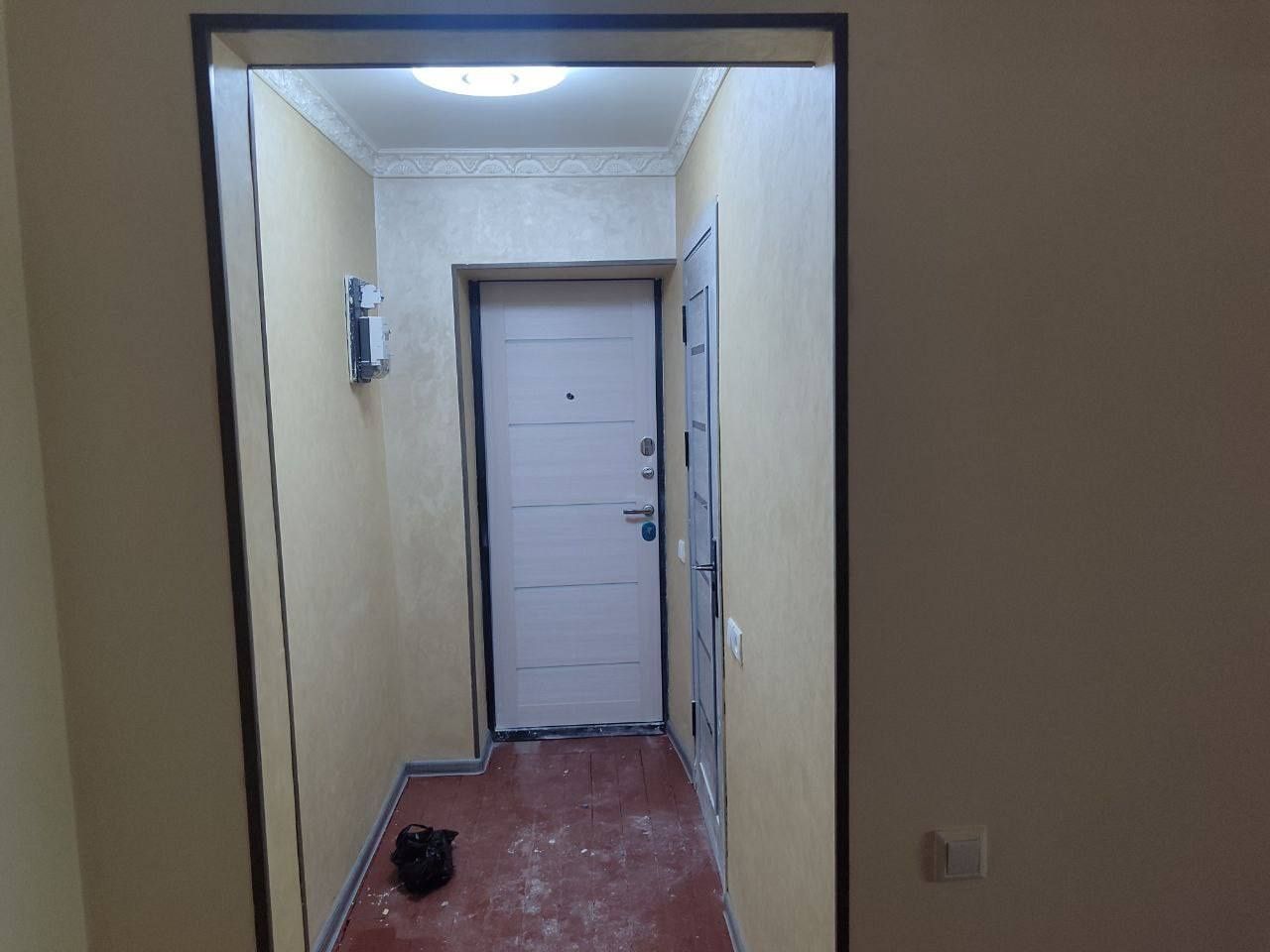 Срочно продается 2/2/4 Лисунова, ресторан Парвоз
