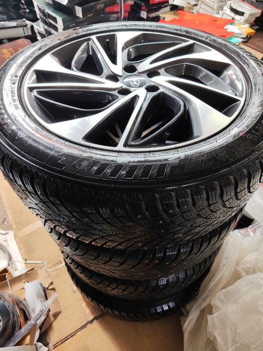 Комплект дисков оригинал+шины шипы