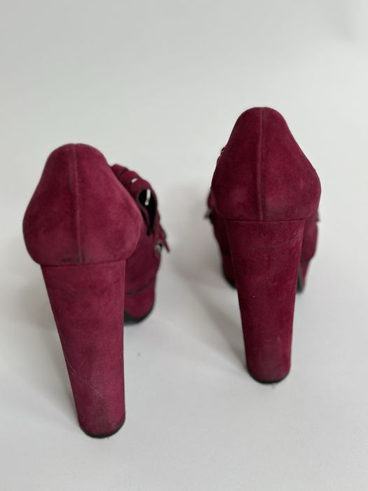 Дамски високи обувки CASADEI 40.5, носени малко. Отлично състояние.