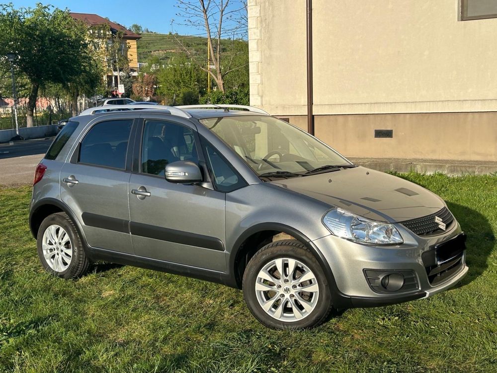 Vand Suzuki SX4 2013 unic proprietar