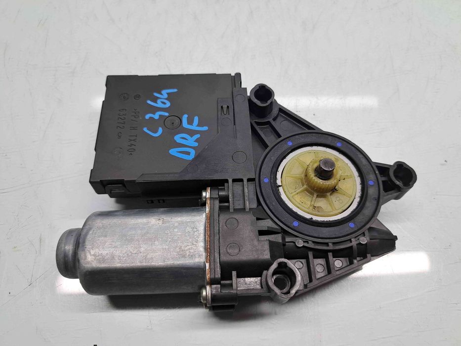 Motoras geam dreapta fata Volkswagen Touran II (1T3) [Fabr 2010-2015]