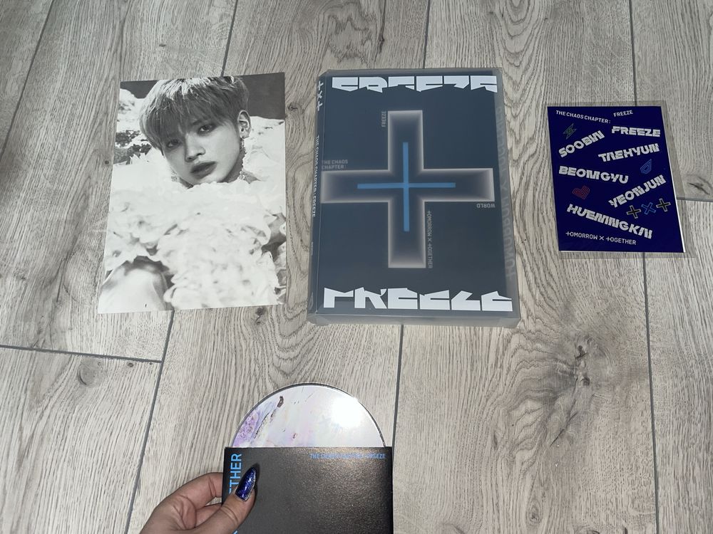 Album kpop, TXT - The chaos chapter: Freeze (versiunea World)