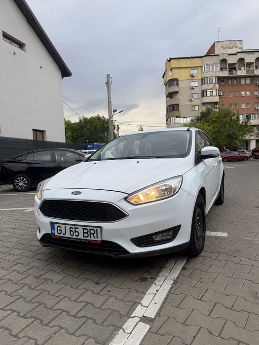 Ford Focus 1.0 EcoBoost 125 CP, Break – 2018, Alb