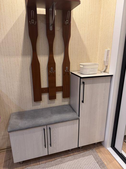 Тумба в прихожую