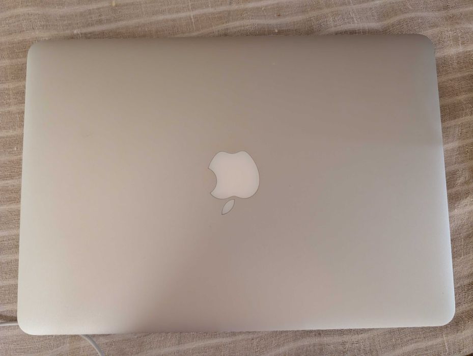 Macbook Pro 13 + accesorii