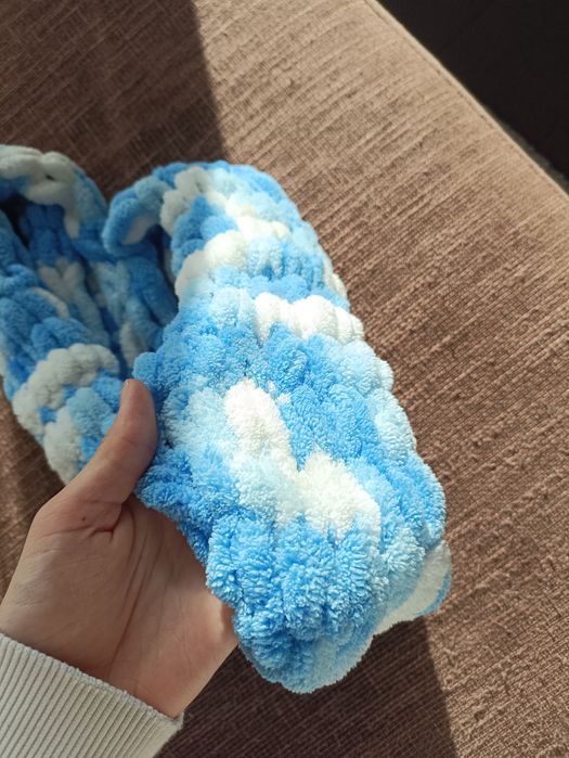 Ръчно плетен шал