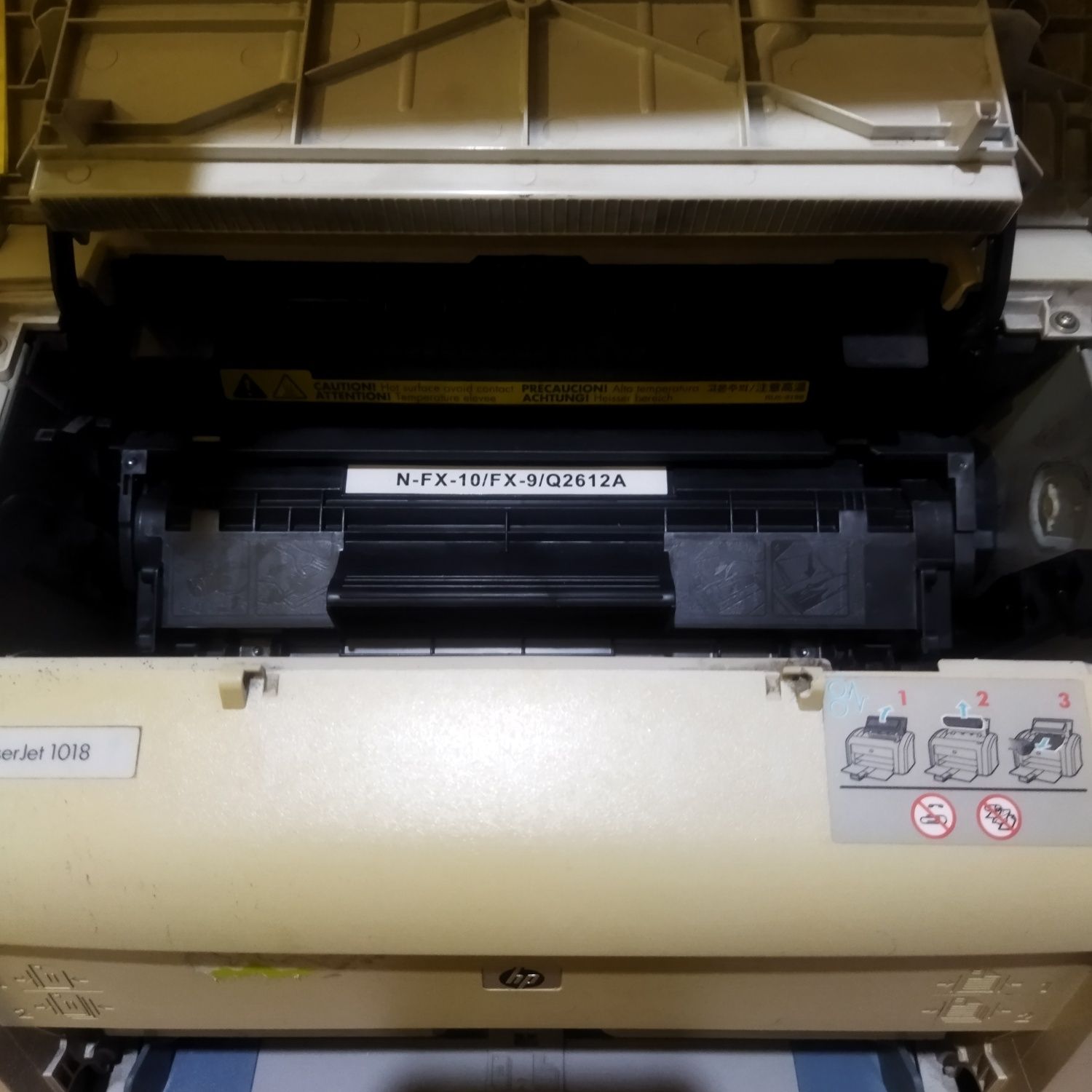 Продам принтер HP LaserJet 1018