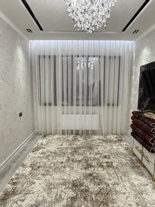 22-maktab yonidan kvartira sotiladi