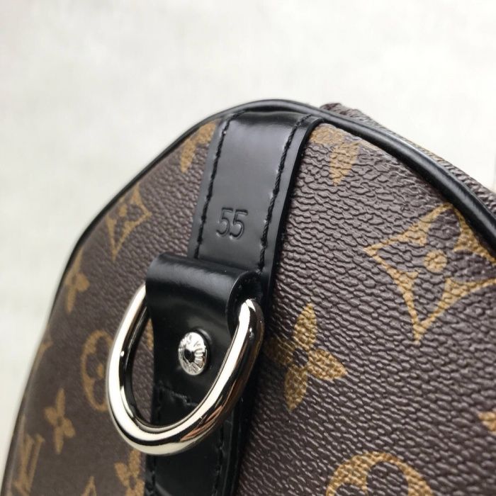 Geanta Louis Vuitton voiaj piele naturală nu ecologică/certificat aute