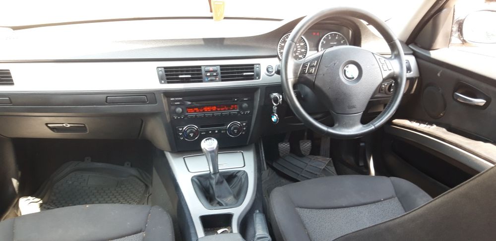 BMW 320i  2005