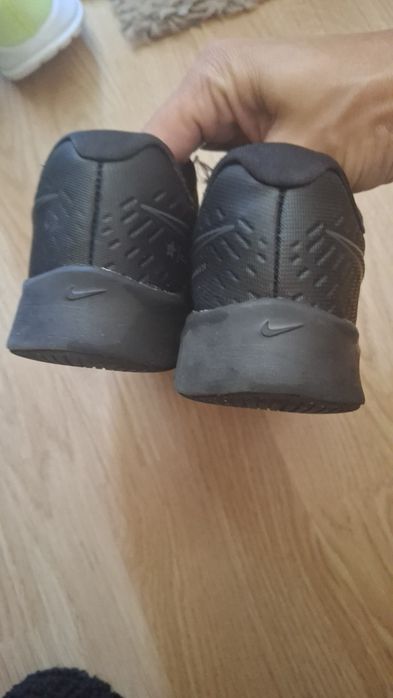 Маратонки Найк Nike 33.5