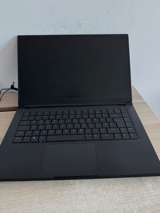 Laptop Intel Nuc I7-11800H RTX 3060 32GB RAM 1TB SSD