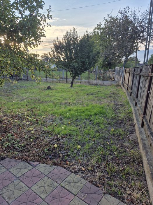 Vand casa din cărămidă Tepu