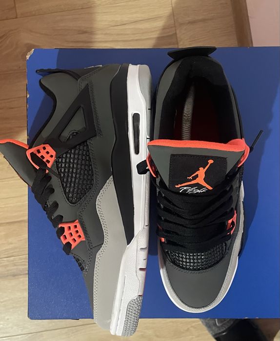 Jordan 4 Infrared