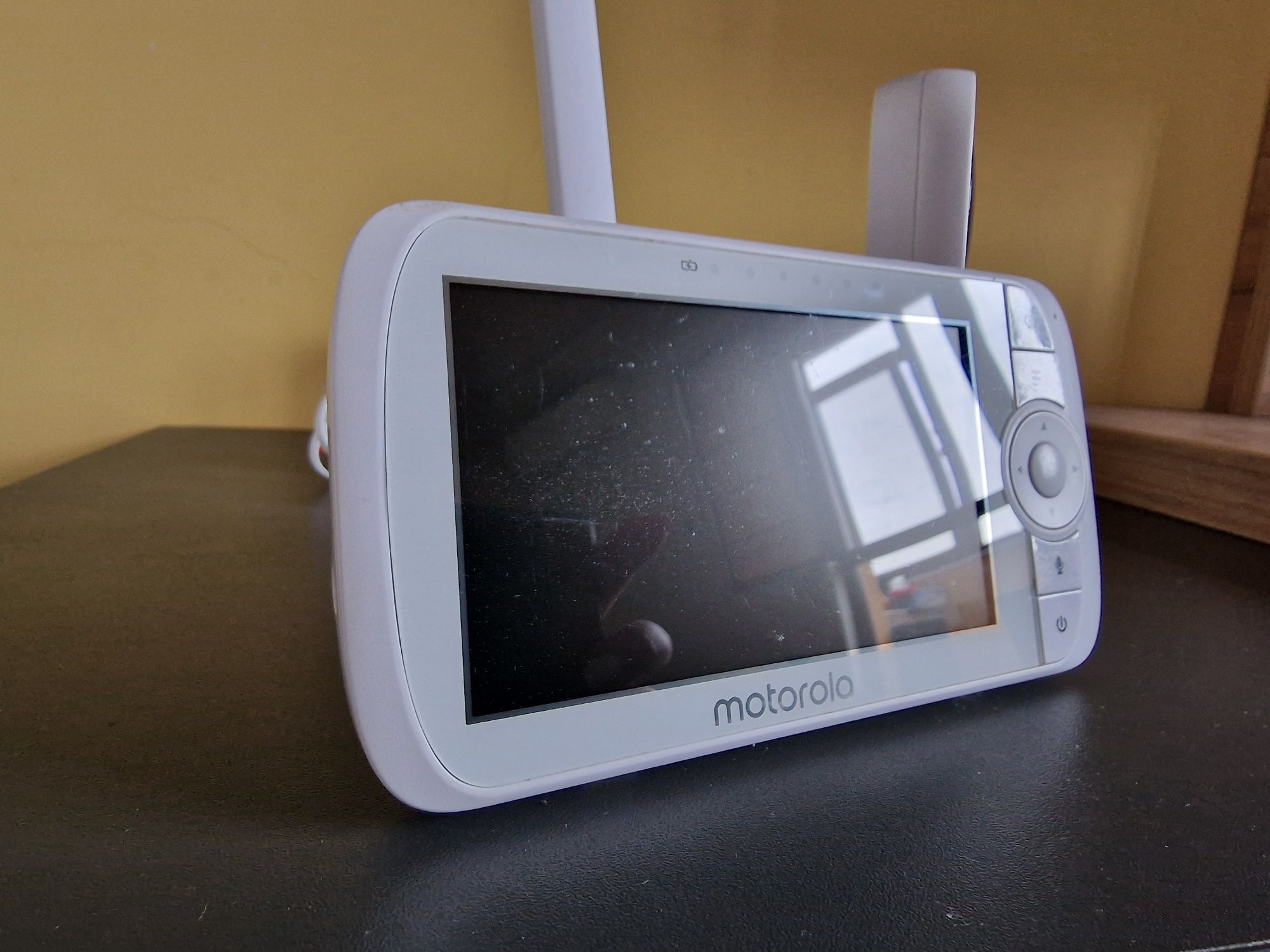 Видео Бебефон Motorola ЕASE35