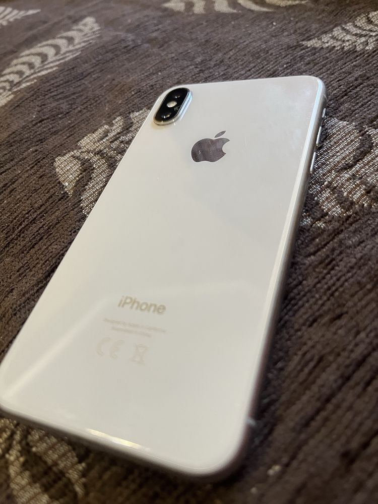 Iphone X white 64gb 4gb ram