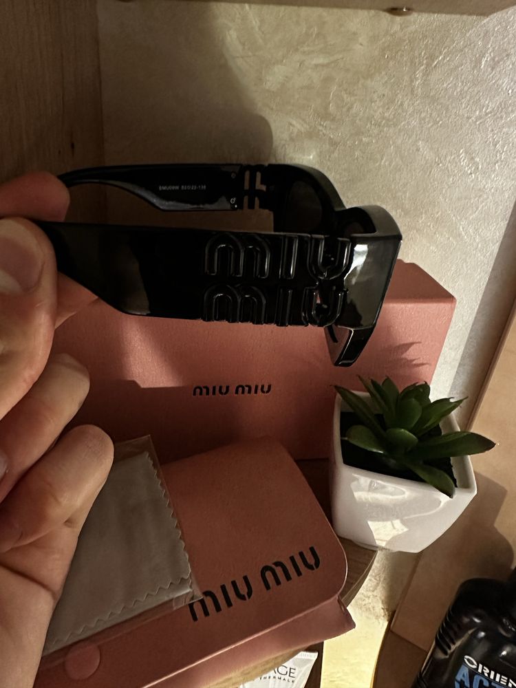 Слънчеви очила Miu miu