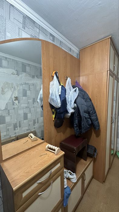 Шкаф для прихожей