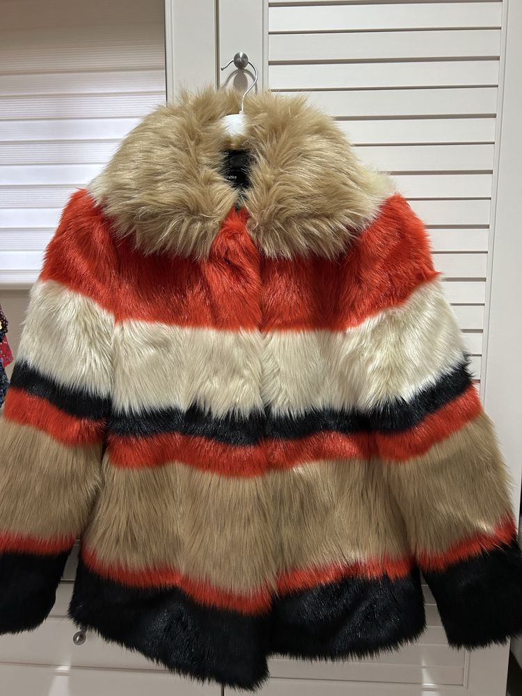Зимно и преходно яке на Bershka и Н&М