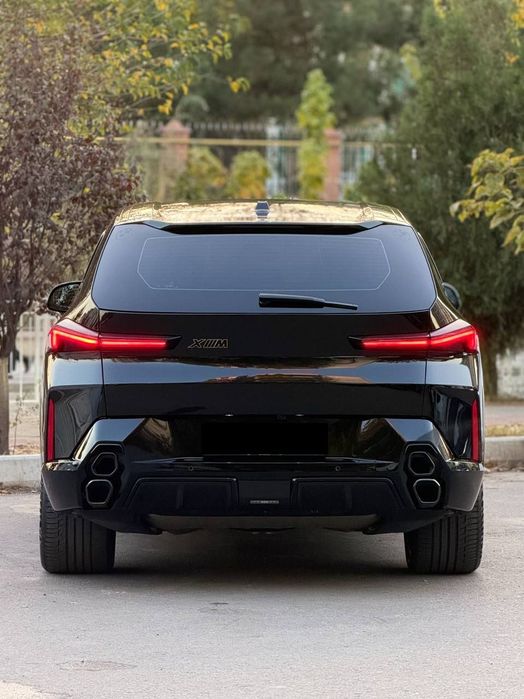 Bmw XM yili 2023