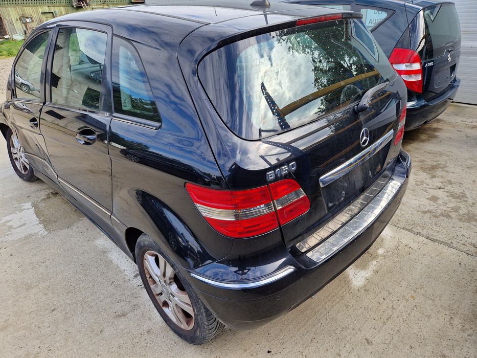 Dezmembrez piese Mercedes B class w245 facelift B150 benzina automat