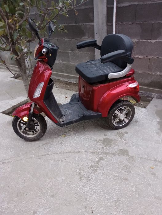 Vind triciclu electric