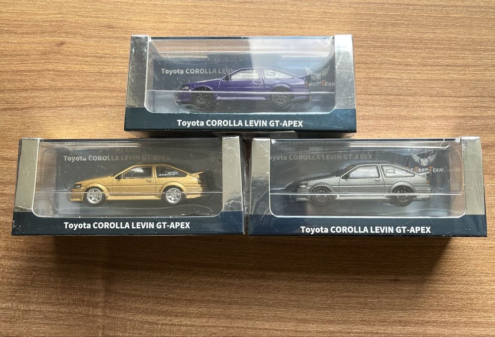 Die Cast Team Toyota Corolla 1:64 Levin GT-APEX