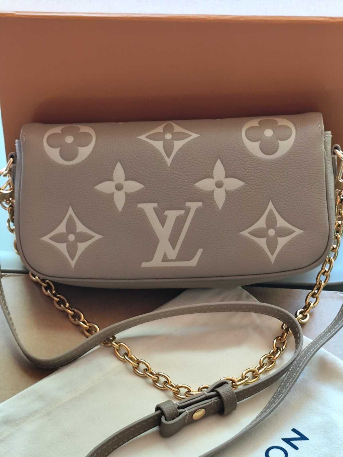 Louis Vuitton Кожена Дамска Чанта с Верижка и Каишка Бежов цвят