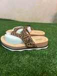 Sandale Clarks Brynn Madi damă – mărimea 35.5 – Animal Print noi