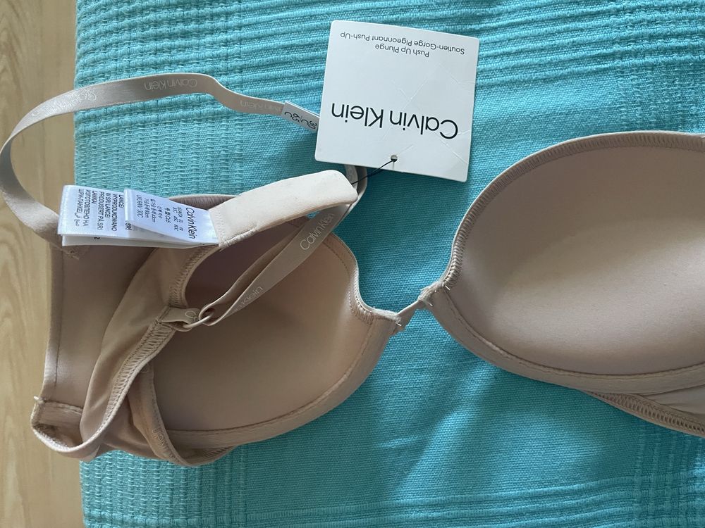 Сутиен Calvin Klein