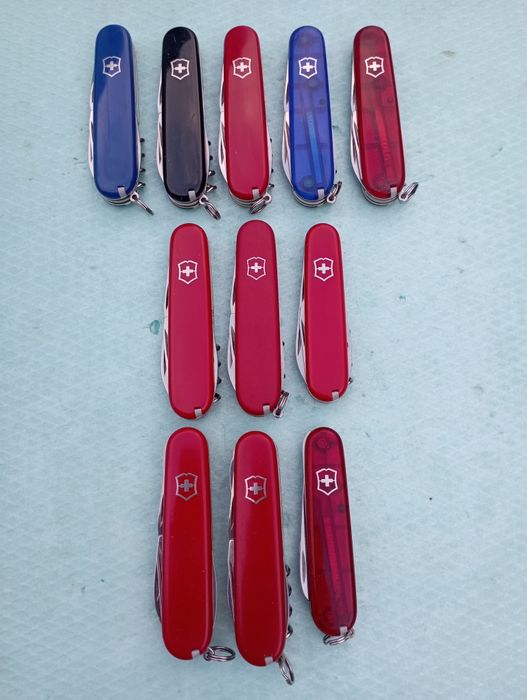 Victorinox Switzerland лот джобни швейцарски ножчета