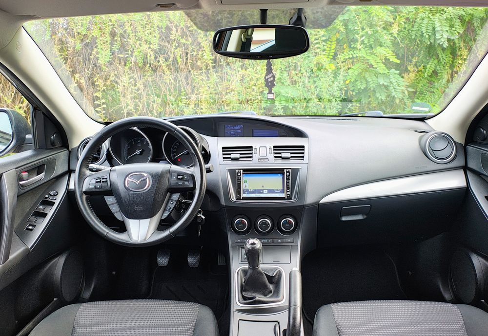 Mazda 3 model Kenco 1.6 benzina euro 5
