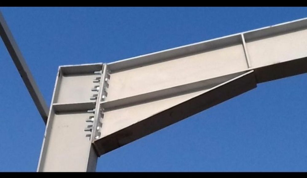 Vand Structura metalică hala 12m lățime 30m