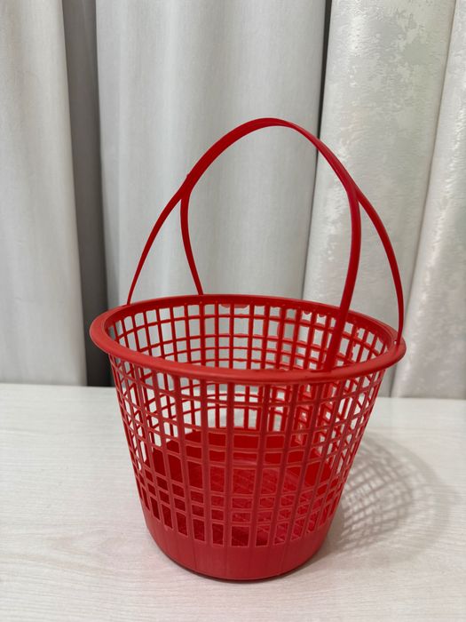 Корзинка пластиковая