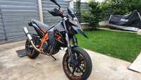 KTM 690 Supermoto R