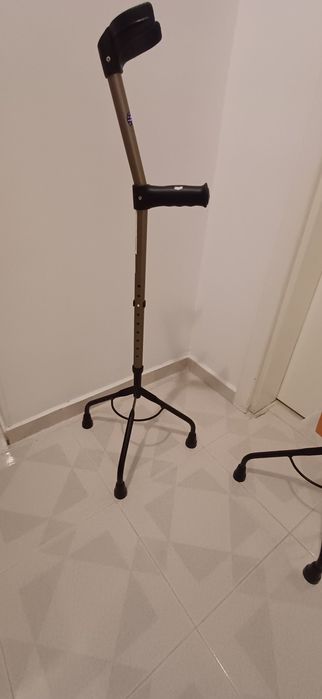 Патерица канадка триопорна