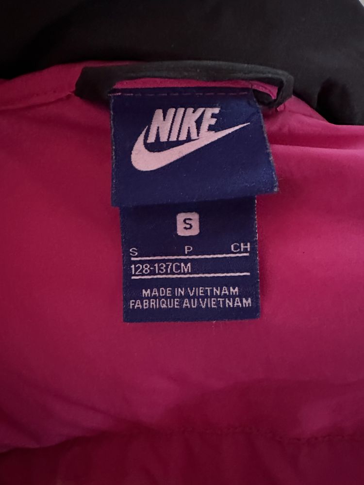 Nike-оригинално, зимно,пухено детско яке