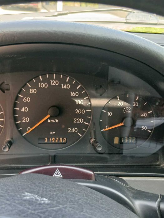 Vand  sau schimb Mercedes ML 2.7