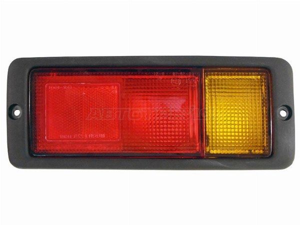 Фонарь в задний бампер Mitsubishi Montero