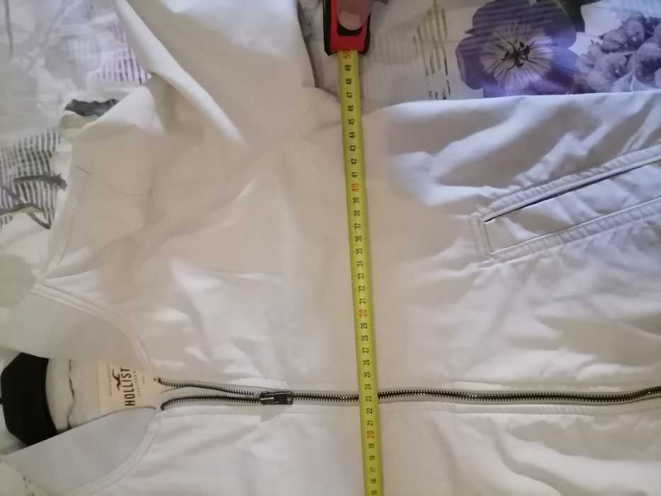 Jack & Jones ,  Tom Tailor ,Holister