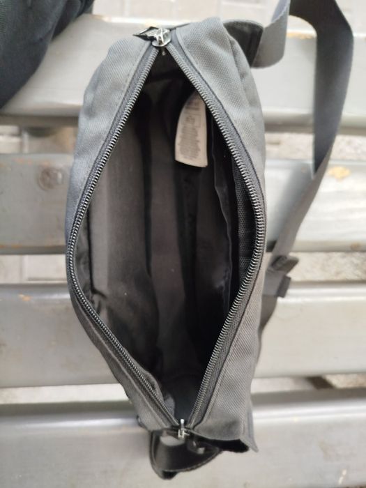 Продавам Чанта Adidas