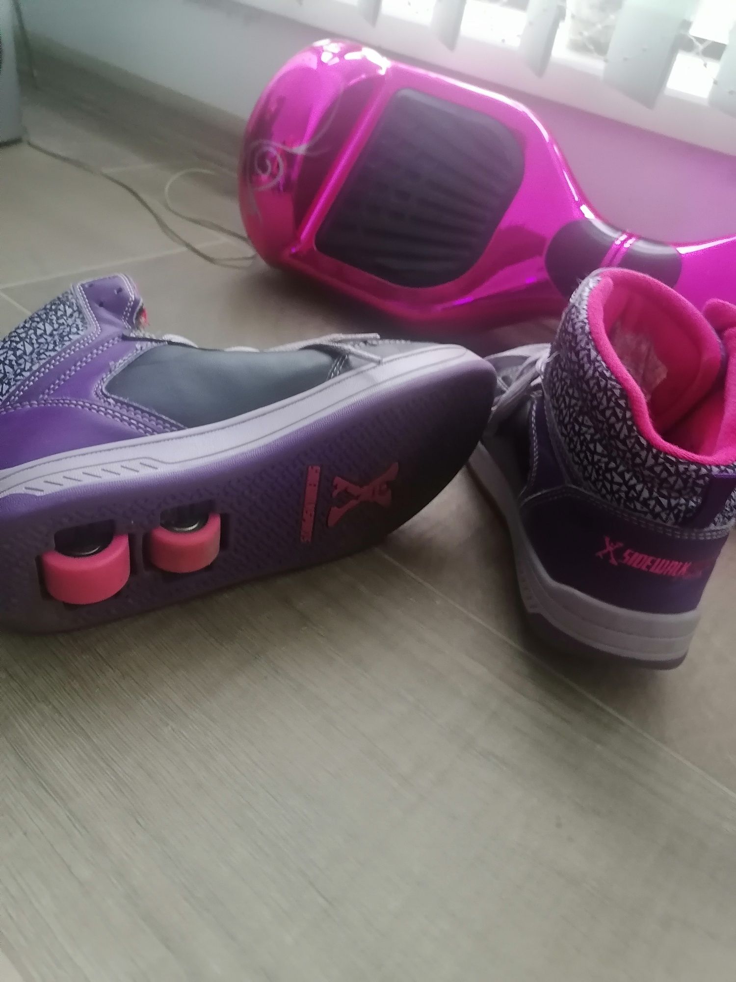 Обувки с колела Heelys