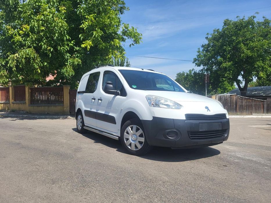Peugeot Partner an 2012/ 1.6hdi-Euro 5/ 3 Locuri+Benă/ Impecabil