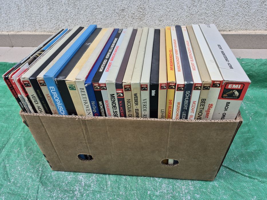 Vând Lot 150 Discuri Vinil colectia EMI HIS MASTERS VOICE muzica clasi