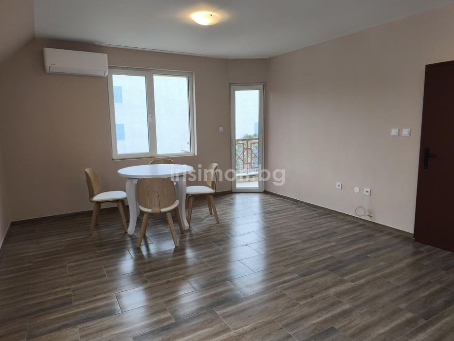 Под наем , €630, 65кв.м. в Редута