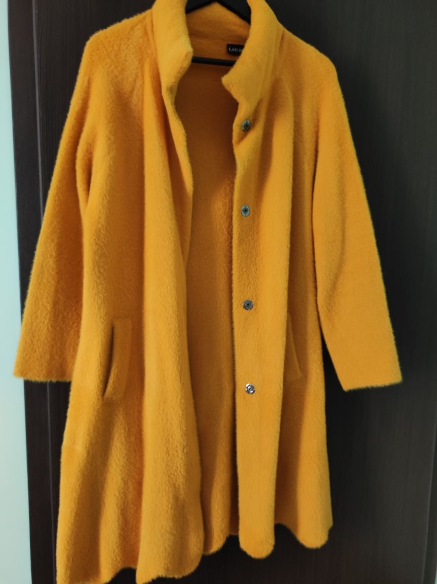 Дамско палто цвят горчица