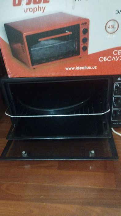 Электропечь 42литра в отличном состоянии
