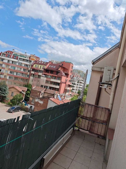 Дава се под наем Двустаен апартамент в София, Банишора - 65 кв.м за 325 € - Снимка #2