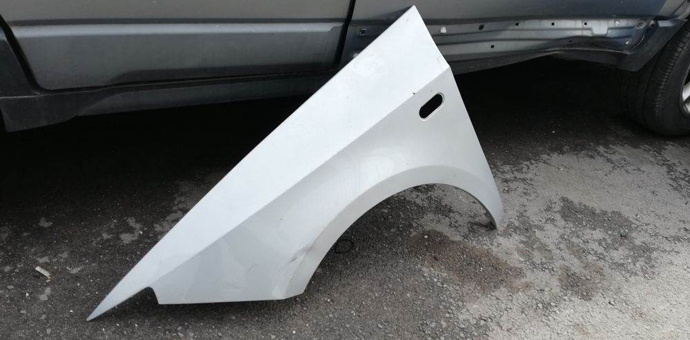 Ляв калник Seat Ibiza 4 (2008-2017)